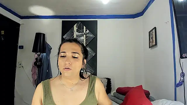 SARAMISHA online show from 04-14-26, 04:46