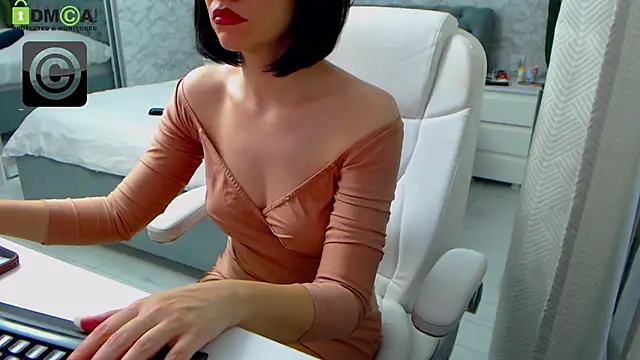 Ellysse  online show from 12-21-25, 11:28