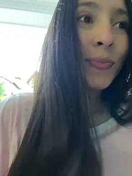 Snapshot of LittleDoll___ chatting on 11-01-25, 10:23 LittleDoll online show from 11-01-25, 10:23