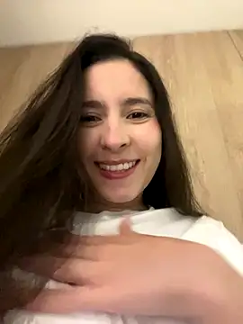 Snapshot of LittleDoll___ chatting on 11-08-25, 11:25 LittleDoll online show from 11-08-25, 11:25