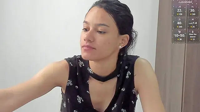 Snapshot of SamanthaWatson chatting on 02-02-25, 01:30 SamanthaWatson online show from 02-02-25, 01:30