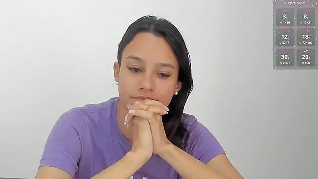 Snapshot of SamanthaWatson chatting on 02-19-25, 05:27 SamanthaWatson online show from 02-19-25, 05:27