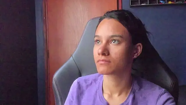 Snapshot of SamanthaWatson chatting on 03-19-25, 05:06 SamanthaWatson online show from 03-19-25, 05:06