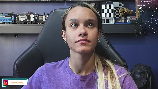 Snapshot of SamanthaWatson chatting on 09-15-25, 06:52 SamanthaWatson online show from 09-15-25, 06:52