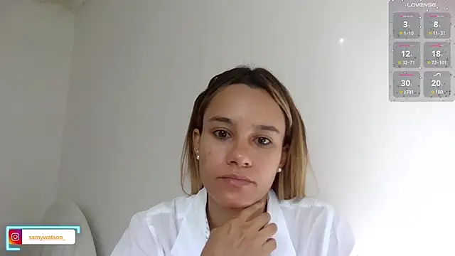 Snapshot of SamanthaWatson chatting on 12-19-25, 01:18 SamanthaWatson online show from 12-19-25, 01:18