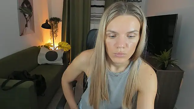 Snapshot of ViollaWise chatting on 02-22-25, 02:17 ViollaWise online show from 02-22-25, 02:17