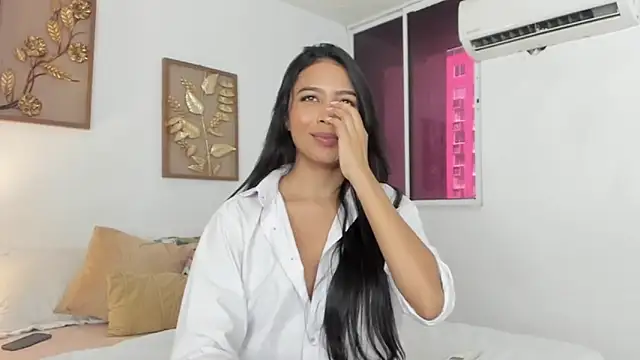 Snapshot of rouse_4 chatting on 12-29-24, 06:27 rouse 4 online show from 12-29-24, 06:27