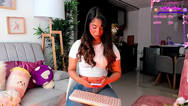 Issa cooper online show from 09-29-25, 03:39