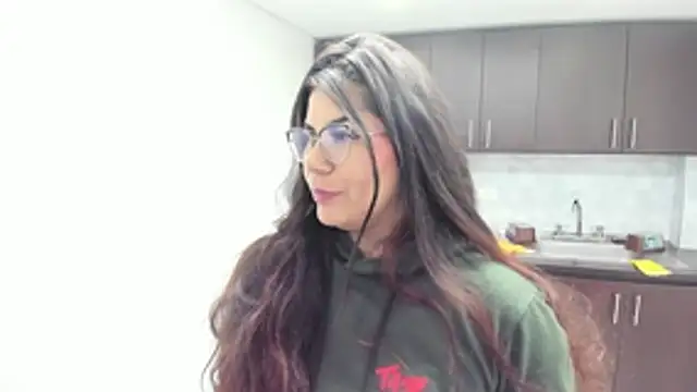 Luna Dumont online show from 10-14-25, 11:11