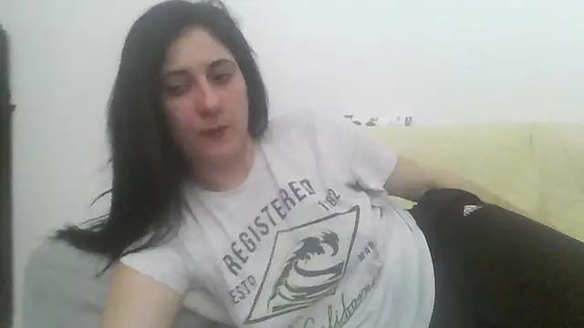 Snapshot of davenmichelle00 chatting on 03-19-26, 06:12 davenmichelle00 online show from 03-19-26, 06:12