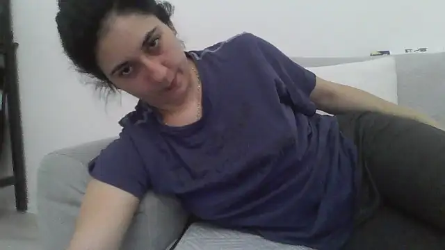 Snapshot of davenmichelle00 chatting on 04-04-26, 07:17 davenmichelle00 online show from 04-04-26, 07:17