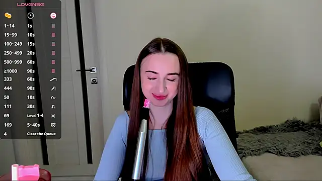 Kimmberr online show from 11-09-25, 04:11