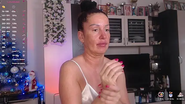 SheilaRyan online show from 12-14-25, 06:19