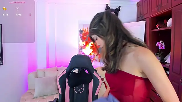 NATAASHA    online show from 02-05-25, 03:23