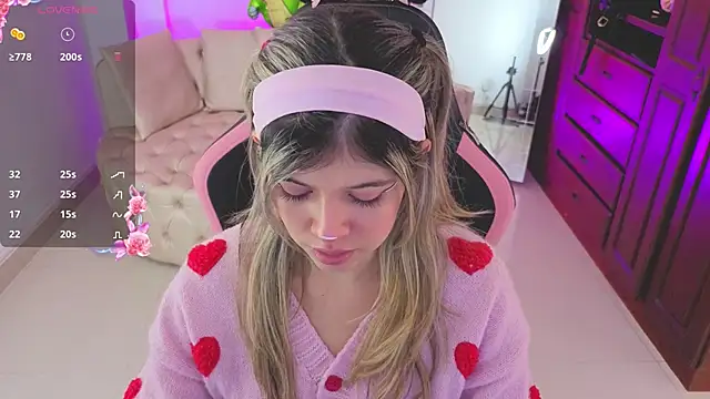 NATAASHA    online show from 03-26-26, 03:34