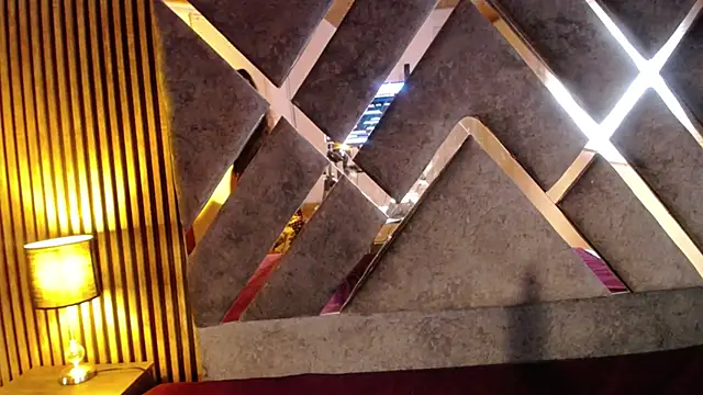 kendall saenz online show from 01-11-25, 10:40