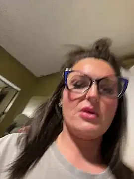 DawnDunley online show from 12-16-25, 02:27