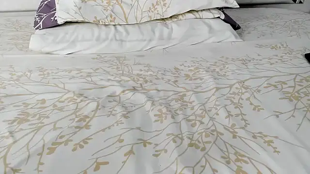 maybelline69 online show from 09-10-25, 08:25