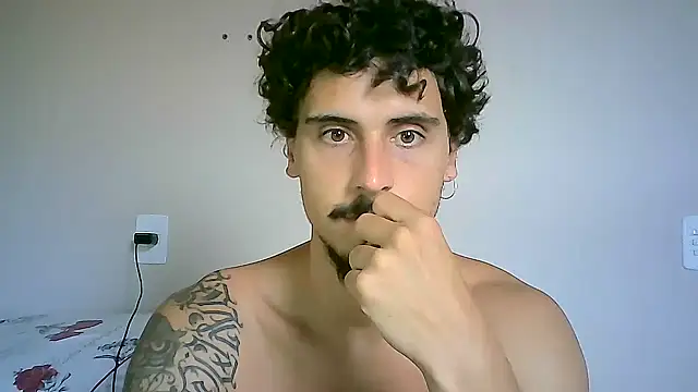 milkoffe online show from 01-08-25, 04:22