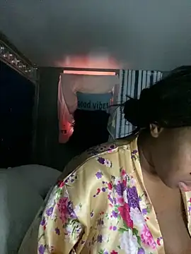 Snapshot of juicesowet chatting on 01-22-25, 09:32 juicesowet online show from 01-22-25, 09:32