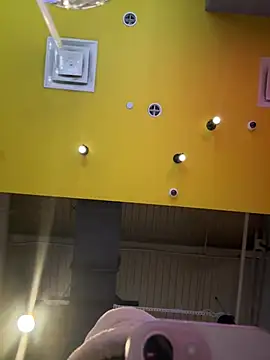 Snapshot of juicesowet chatting on 03-12-25, 12:10 juicesowet online show from 03-12-25, 12:10