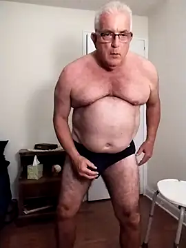 Snapshot of ShoreCock chatting on 10-14-25, 10:38 ShoreCock online show from 10-14-25, 10:38