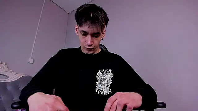 CalvinOwens online show from 02-07-25, 07:07