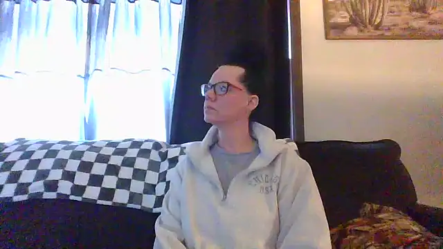 SidneyRaee online show from 01-02-25, 05:39