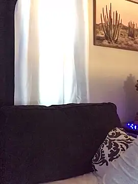 Snapshot of SidneyRaee chatting on 12-05-25, 05:09 SidneyRaee online show from 12-05-25, 05:09