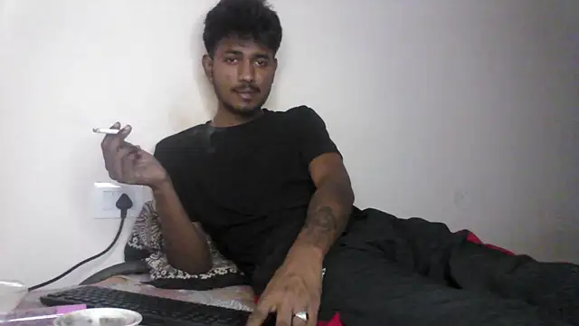 Snapshot of just_fucks chatting on 10-22-25, 09:14 just fucks online show from 10-22-25, 09:14