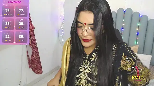 lakshmiraniii online show from 04-20-26, 07:04