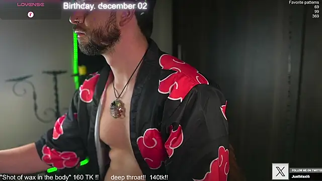 Snapshot of just_maxii chatting on 11-24-25, 12:21 just maxii online show from 11-24-25, 12:21