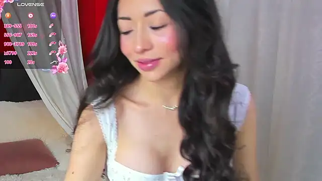 Snapshot of SophiaLiu chatting on 10-21-25, 02:29 SophiaLiu online show from 10-21-25, 02:29