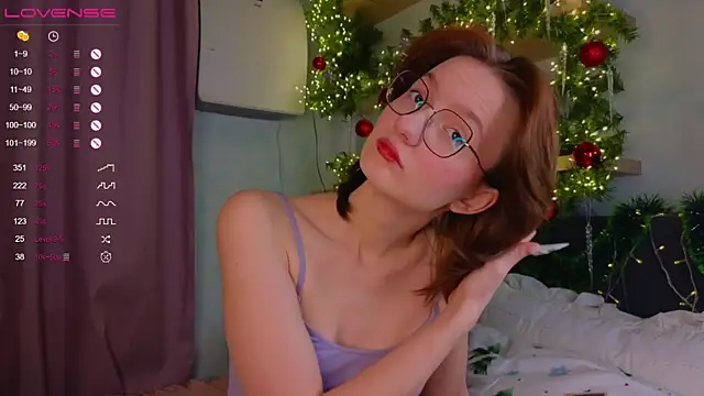 Snapshot of IdaValenti chatting on 01-25-25, 01:10 IdaValenti online show from 01-25-25, 01:10