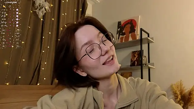 Snapshot of IdaValenti chatting on 02-23-25, 04:17 IdaValenti online show from 02-23-25, 04:17