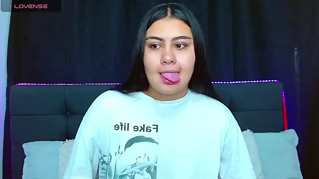 Snapshot of Cataleya_hxc chatting on 03-06-25, 03:35 Cataleya hxc online show from 03-06-25, 03:35