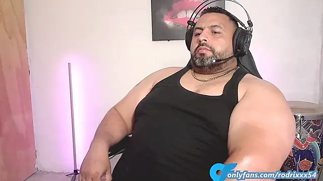 Snapshot of rodrix54 chatting on 12-04-24, 02:20 rodrix54 online show from 12-04-24, 02:20