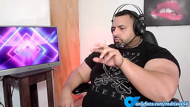 Snapshot of rodrix54 chatting on 01-26-25, 11:18 rodrix54 online show from 01-26-25, 11:18