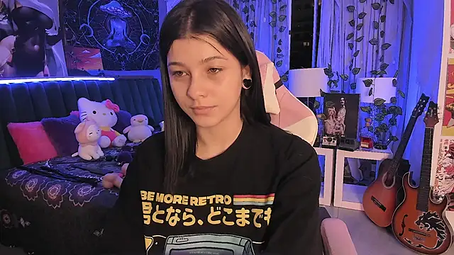 LanaKyutt online show from 12-10-24, 12:17