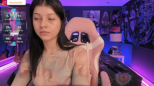 LanaKyutt online show from 09-12-25, 06:08