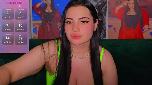 Snapshot of Nikki_Kardashian chatting on 12-23-24, 10:55 Nikki Kardashian online show from 12-23-24, 10:55