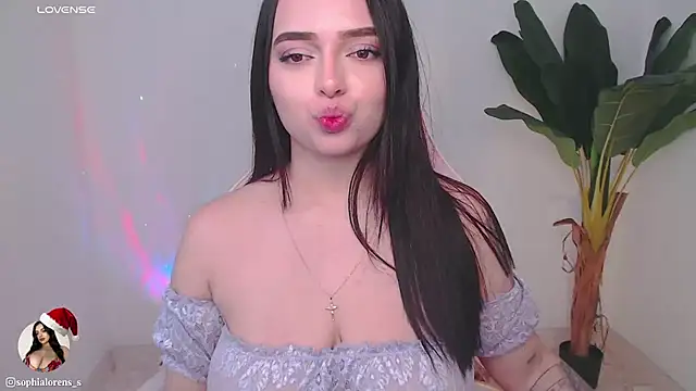 sophialorens s online show from 12-17-24, 09:05