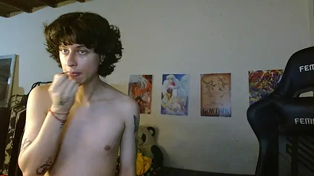 angelitofemboy online show from 01-26-25, 08:25