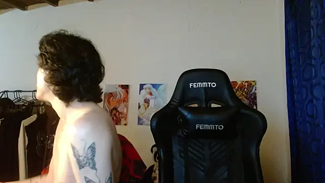 angelitofemboy online show from 01-29-25, 06:33