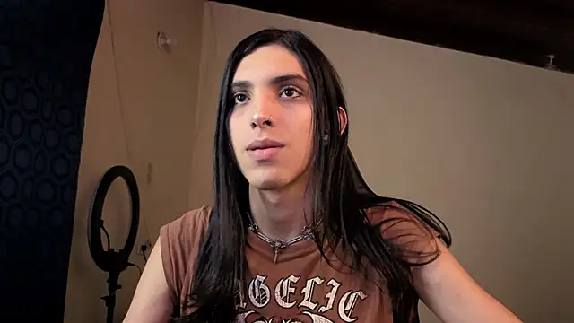 angelitofemboy online show from 04-18-26, 05:11