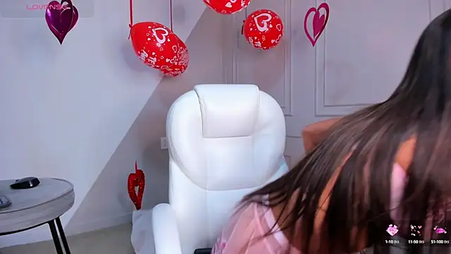 carolriveraa  online show from 02-14-25, 05:36