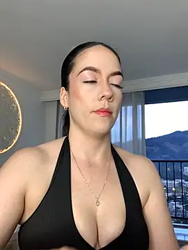 ImAlicee online show from 09-12-25, 10:54