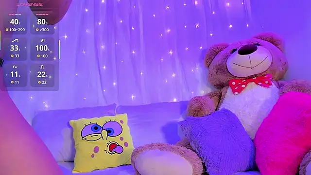 moll1e  online show from 11-08-25, 12:55