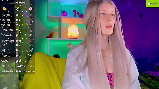 Snapshot of Flash_Summer chatting on 09-08-25, 10:20 Flash Summer online show from 09-08-25, 10:20