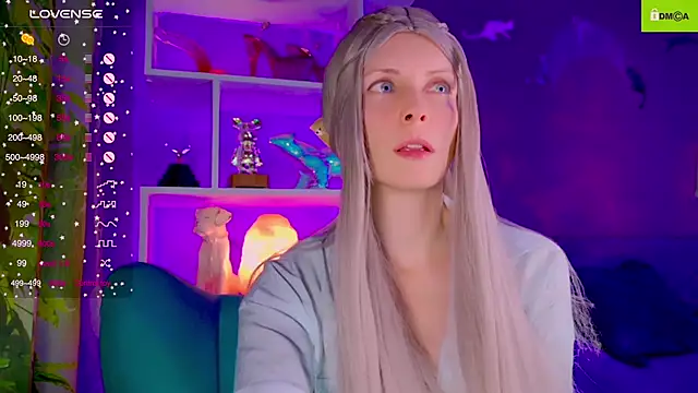 Snapshot of Flash_Summer chatting on 11-16-25, 11:32 Flash Summer online show from 11-16-25, 11:32